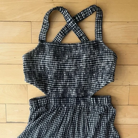 AE Smocked Cut-Out Gingham Black and White Midi Dress - Picture 5 of 11
